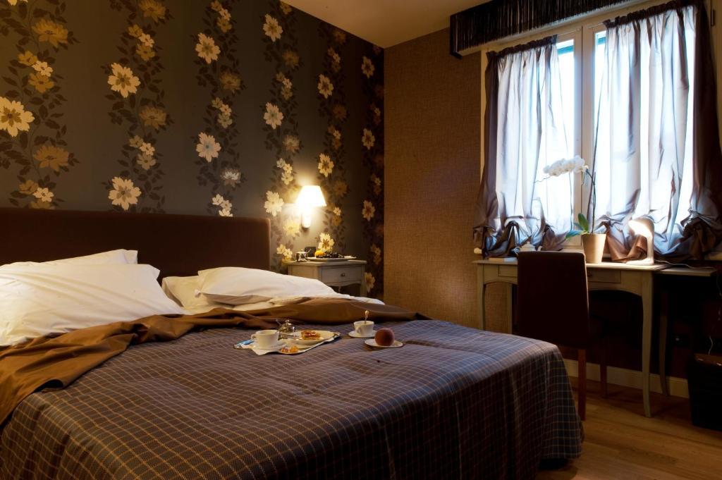 Hotel Locanda Stendhal Colorno Kamer foto
